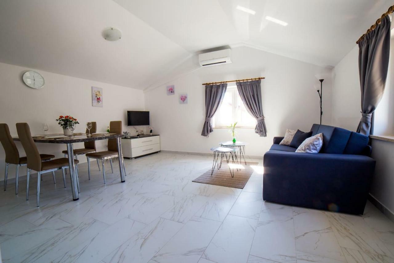 Apartment Podini Brseč Εξωτερικό φωτογραφία