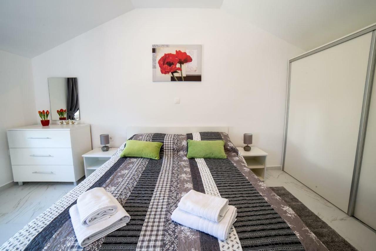 Apartment Podini Brseč Εξωτερικό φωτογραφία